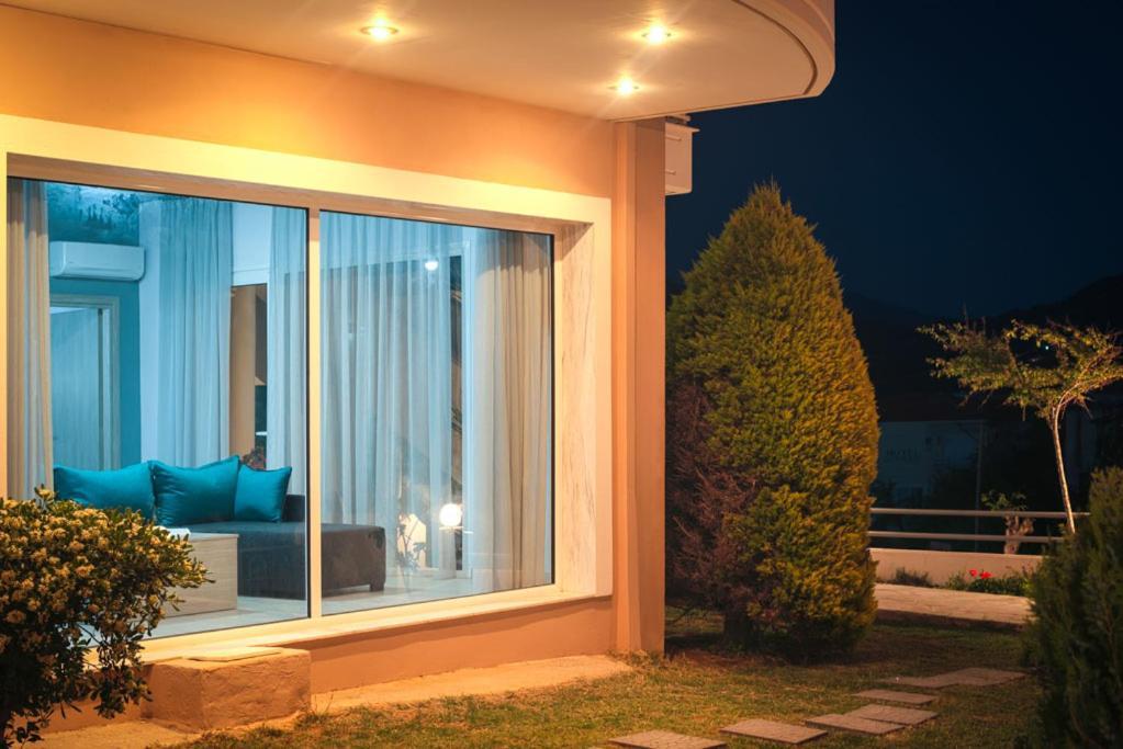 El Mare Seaside Retreats - Bespoke Luxury Getaways Villa Limenaria  Esterno foto